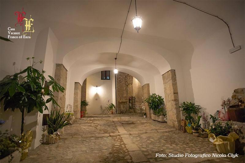 Casa Vacanze - Franco Ed Enza Bed and Breakfast San Gregorio Magno Exteriör bild