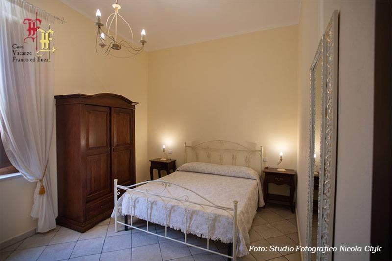 Casa Vacanze - Franco Ed Enza Bed and Breakfast San Gregorio Magno Exteriör bild