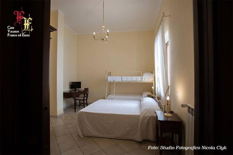 Casa Vacanze - Franco Ed Enza Bed and Breakfast San Gregorio Magno Exteriör bild