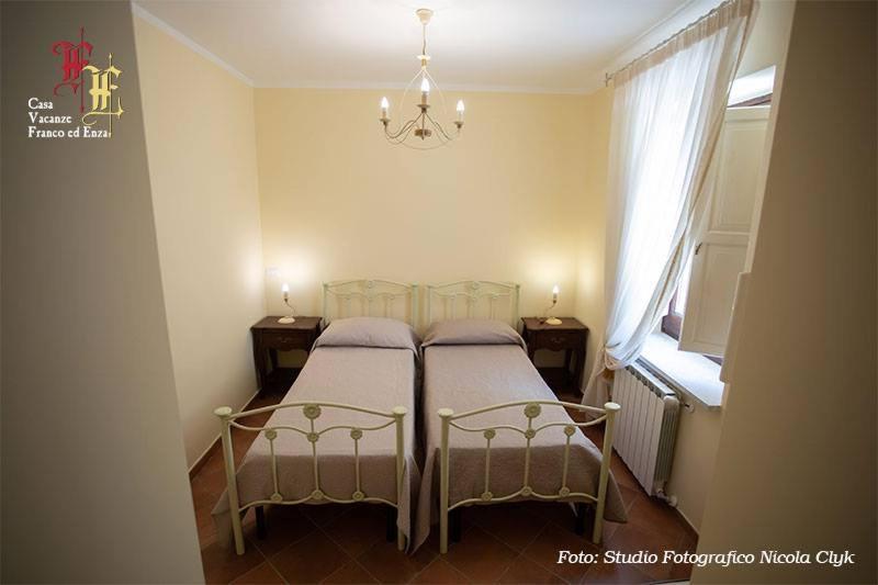 Casa Vacanze - Franco Ed Enza Bed and Breakfast San Gregorio Magno Exteriör bild