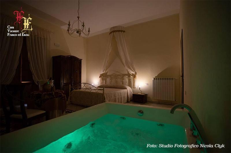 Casa Vacanze - Franco Ed Enza Bed and Breakfast San Gregorio Magno Exteriör bild